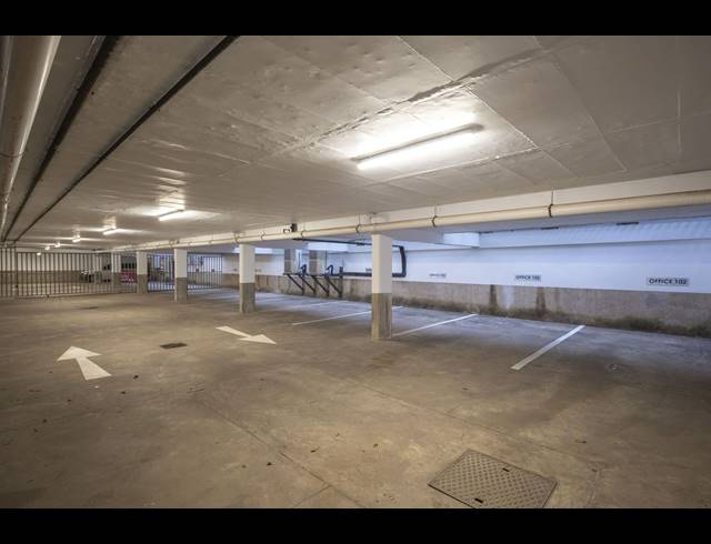 238M² BUSINESS CENTRE TO LET IN GLENWOOD